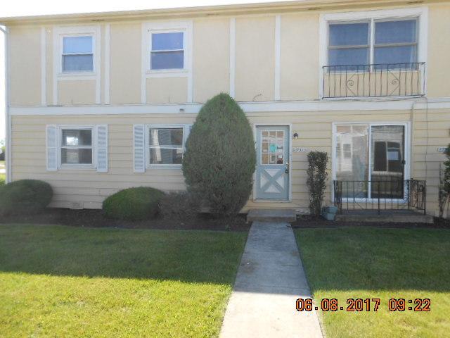 19325 Oakwood Ave. #53, Country Club Hills, IL 60478