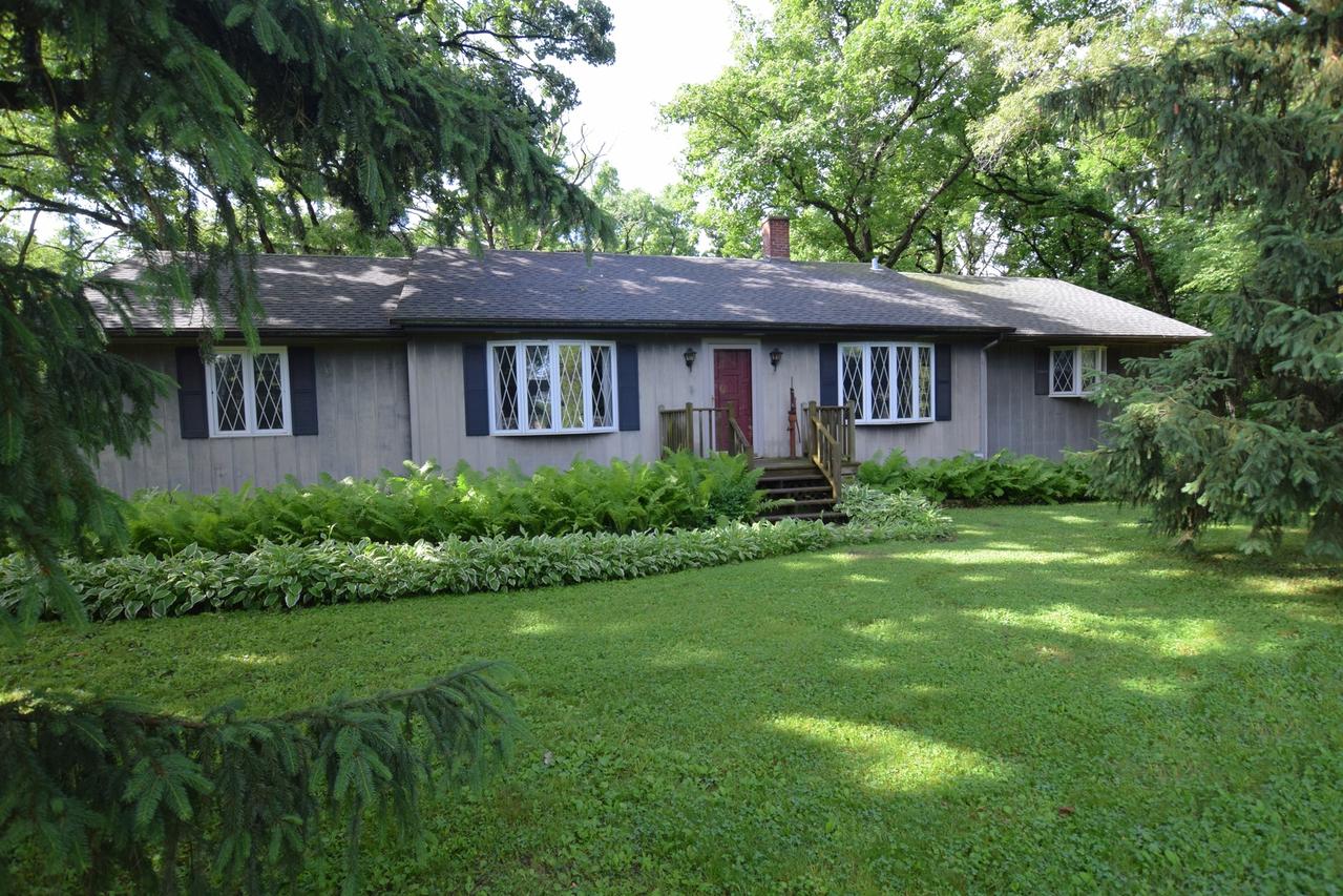 12806 River Rd., Plano, IL 60545