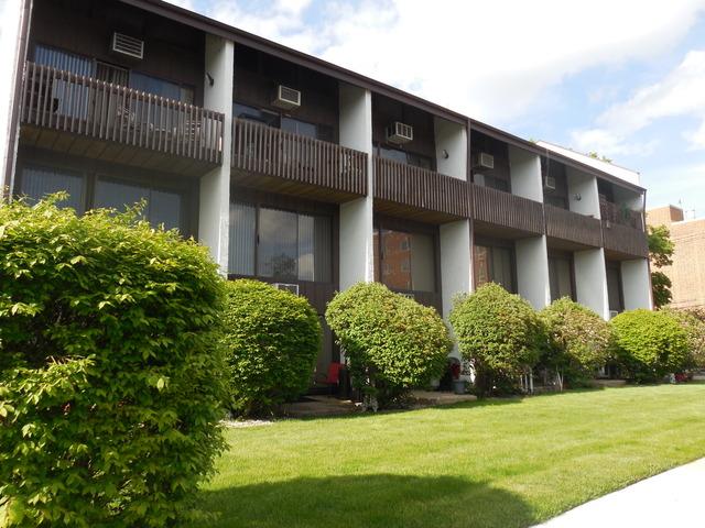1296 E Washington St. #1, Des Plaines, IL 60016