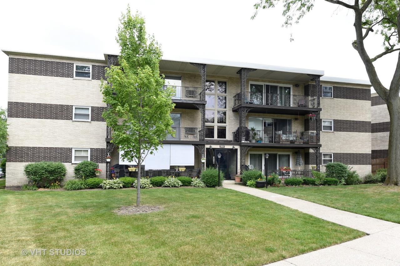 905 8th Ave. #6, La Grange, IL 60525