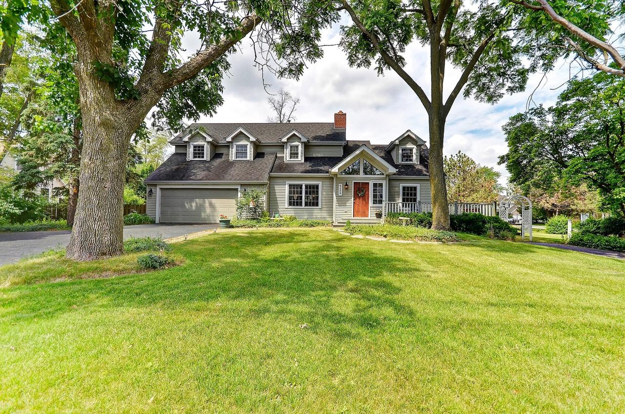 5600 Western Ave., Clarendon Hills, IL 60514