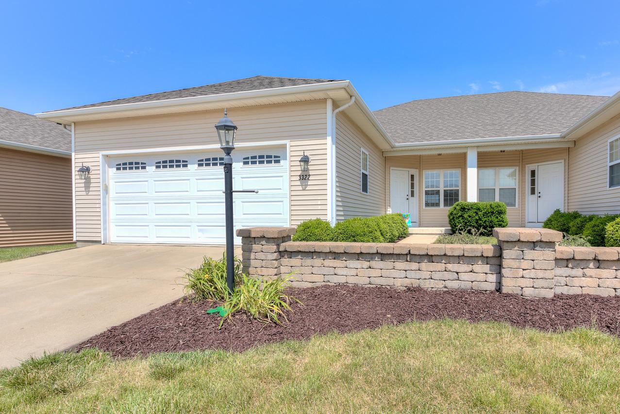3322 Boulder Ridge Dr., Champaign, IL 61822