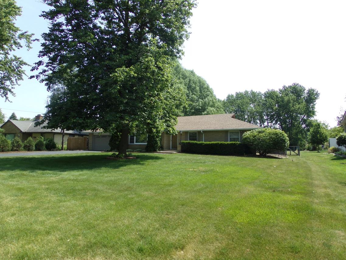 3N261 Cuyahoga Ter., West Chicago, IL 60185
