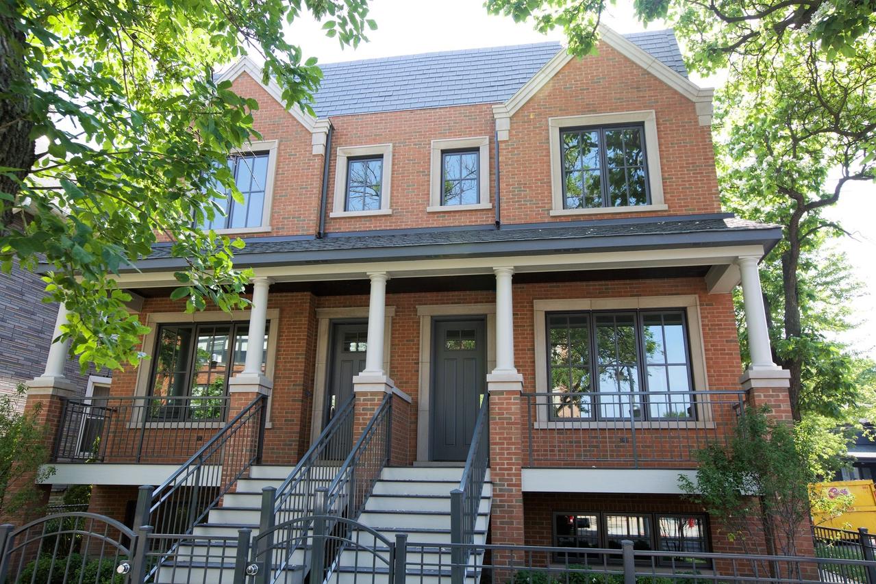 3901 N Leavitt St., Chicago, IL 60618