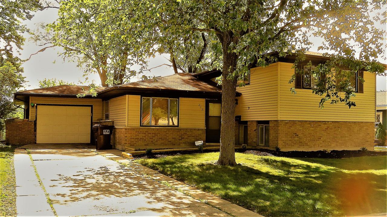 219 Westwood Dr., Park Forest, IL 60466