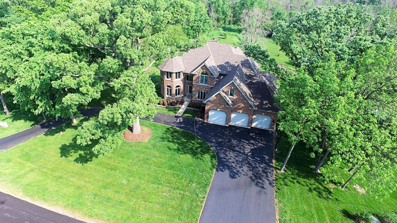 36 E Lexington Cir., Yorkville, IL 60560