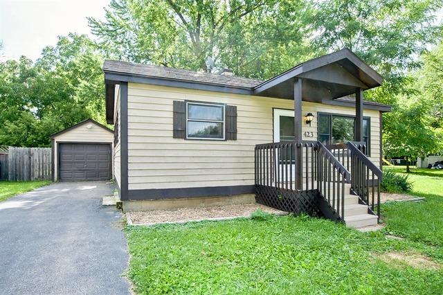 423 Charlotte Ave., Crystal Lake, IL 60014