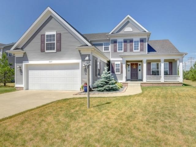 1417 Stonecrest Dr., Mahomet, IL 61853