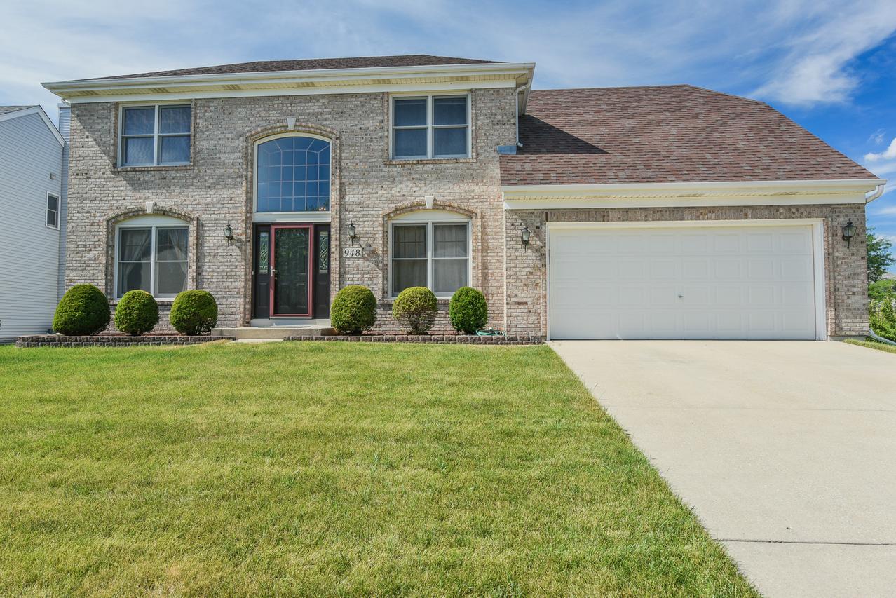 948 Westgate Dr., Aurora, IL 60506