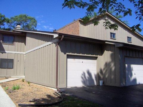 29w471 Emerald Green Dr. #H, Warrenville, IL 60555