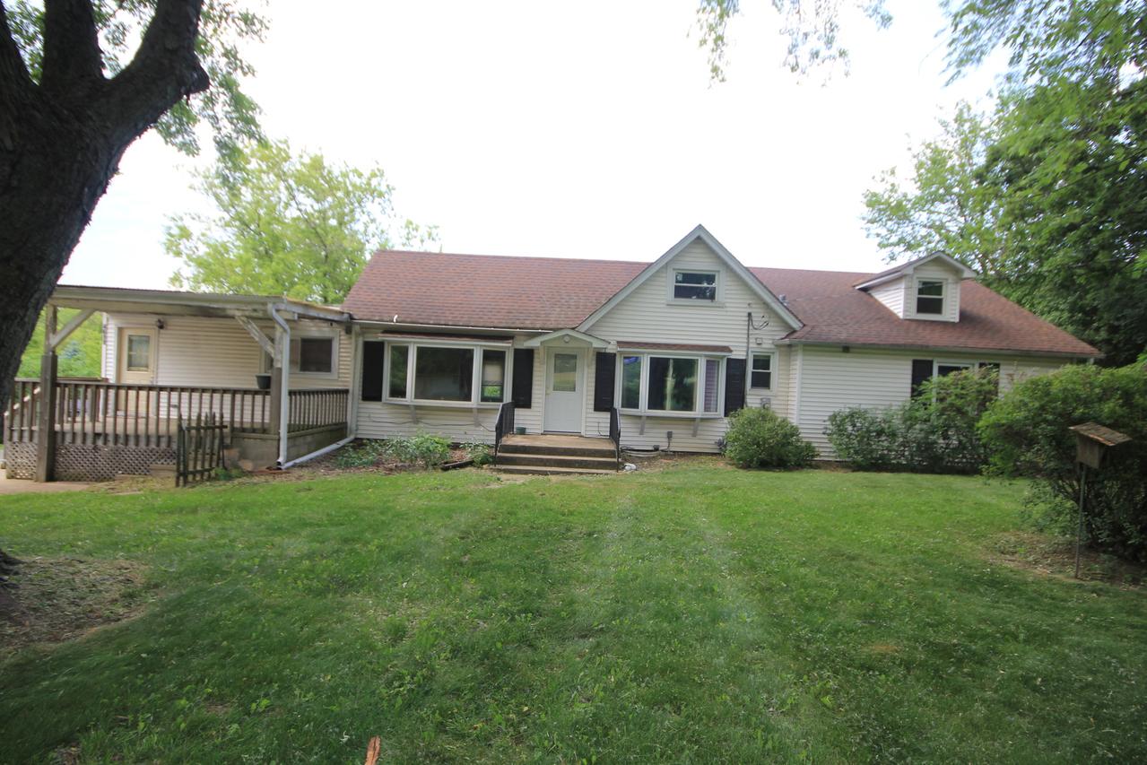 4611 Terra Cotta Rd., Crystal Lake, IL 60012