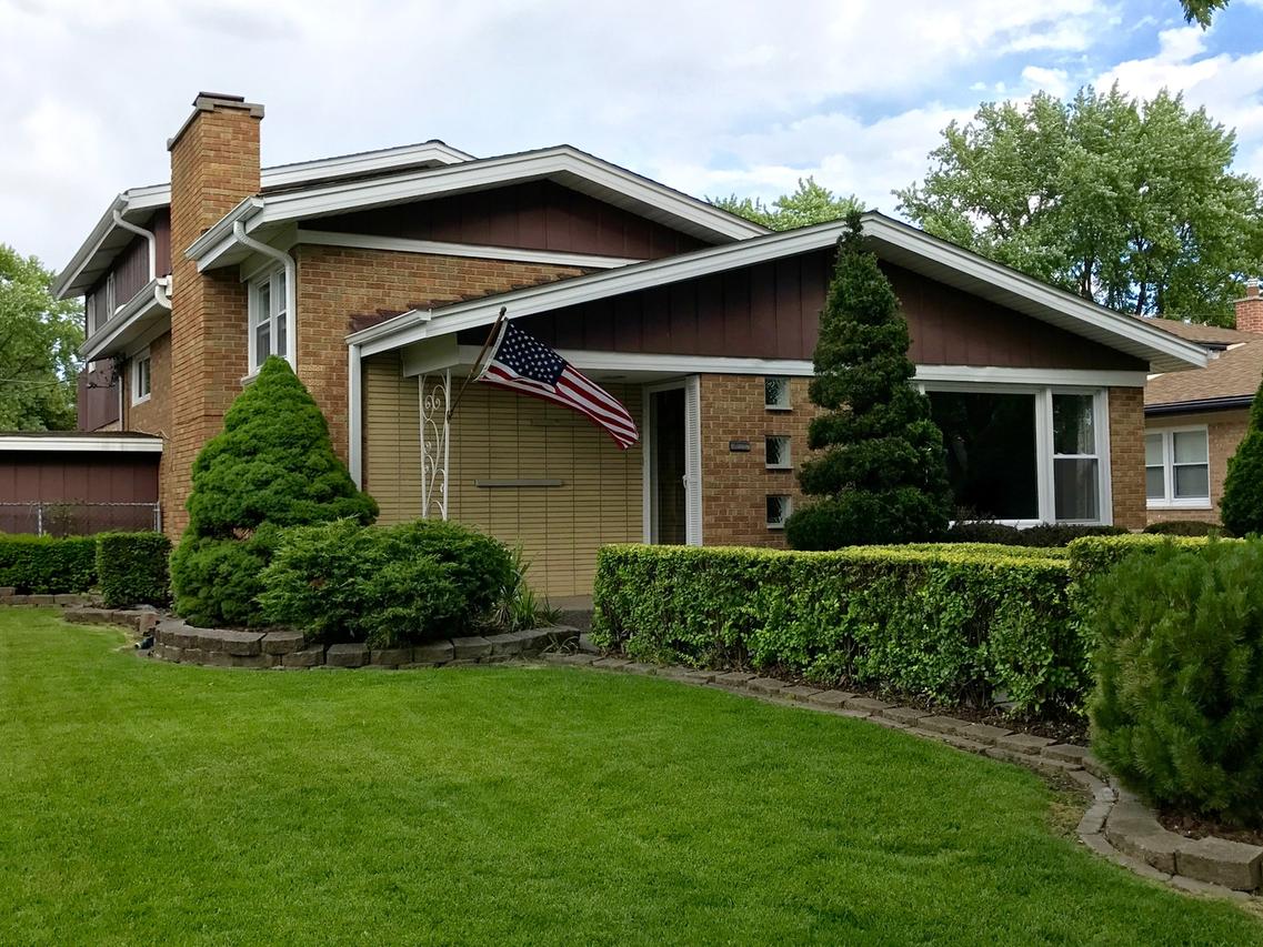 5115 Wolfe Dr., Oak Lawn, IL 60453