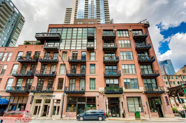 300 W Grand Ave. #207, Chicago, IL 60610