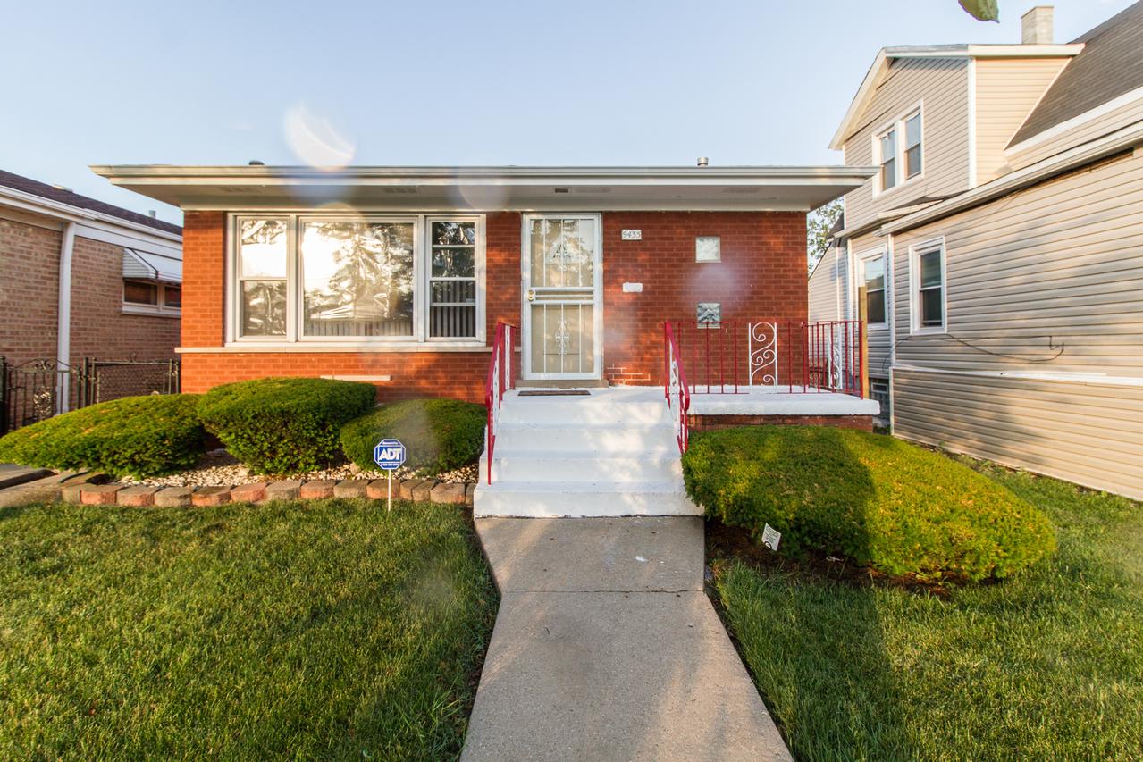 9435 S Parnell Ave., Chicago, IL 60620