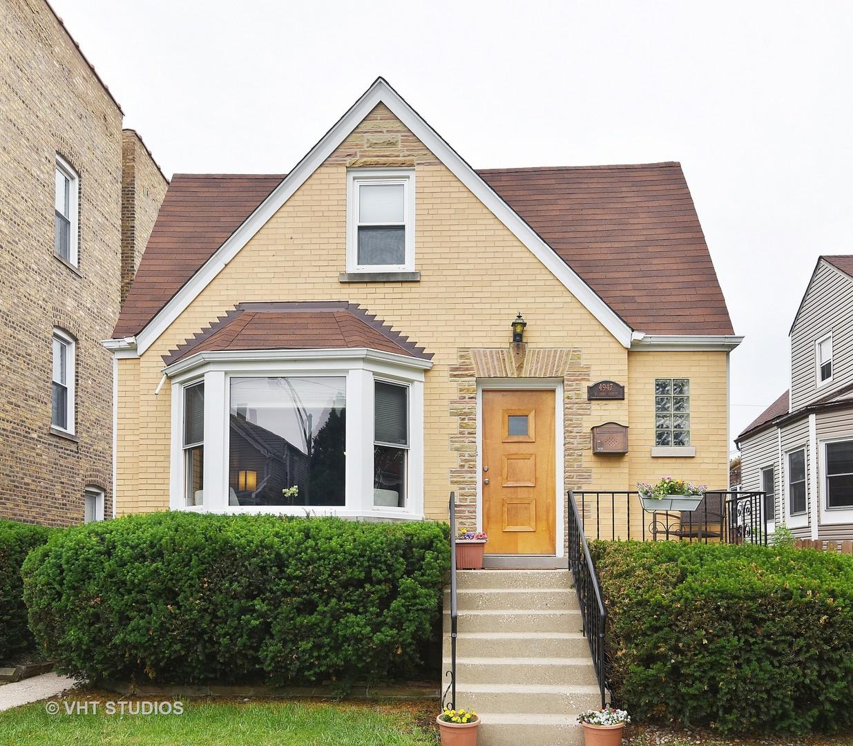 4947 W Eddy St., Chicago, IL 60641