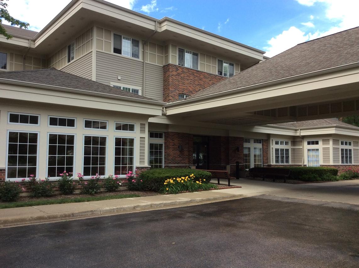 605 Barrington Ave. #256, East Dundee, IL 60118