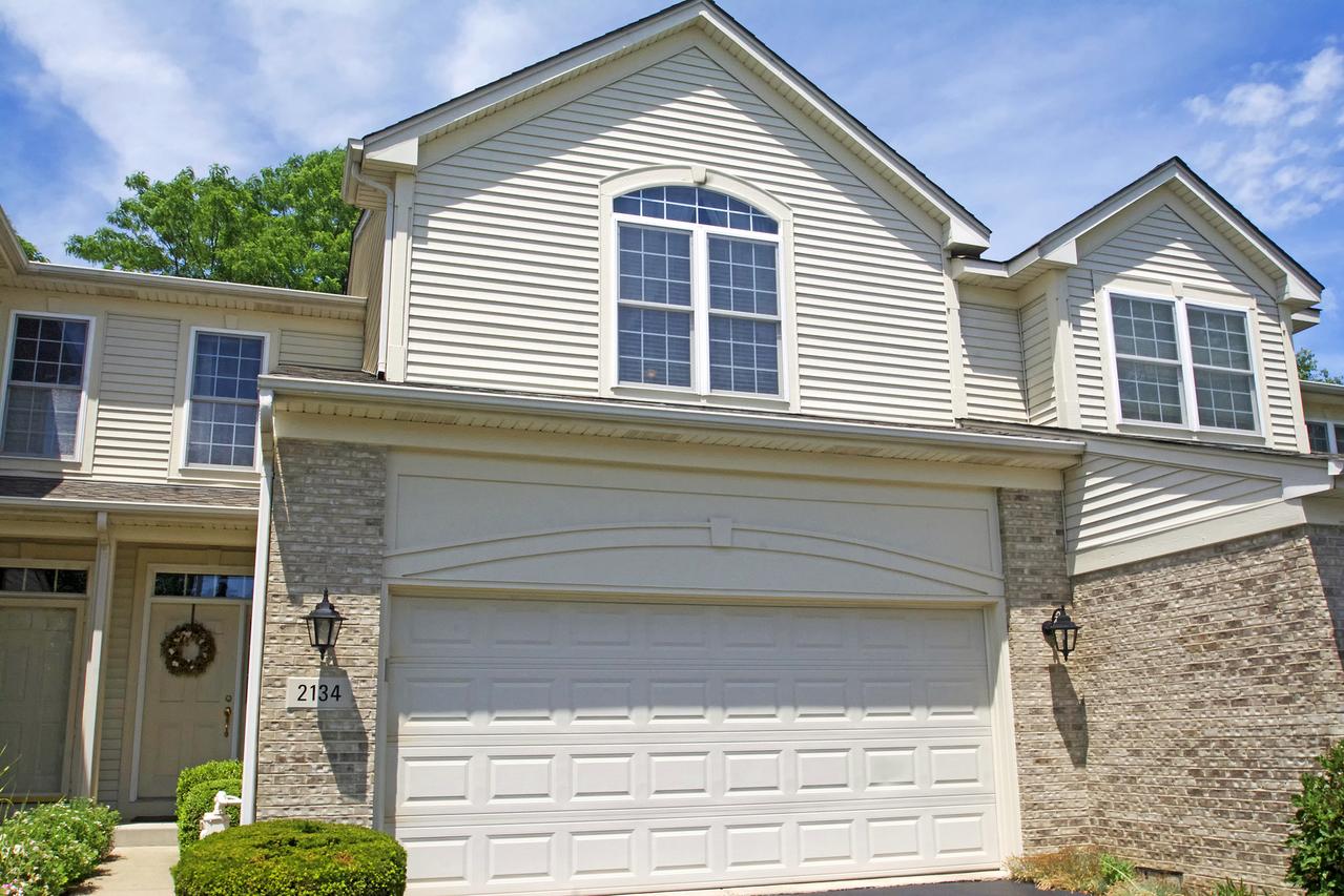 2134 Ashley Ct., Downers Grove, IL 60515