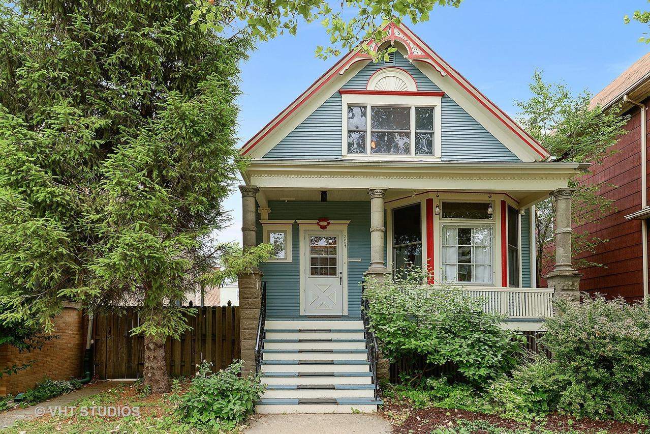 2537 N Saint Louis Ave., Chicago, IL 60647