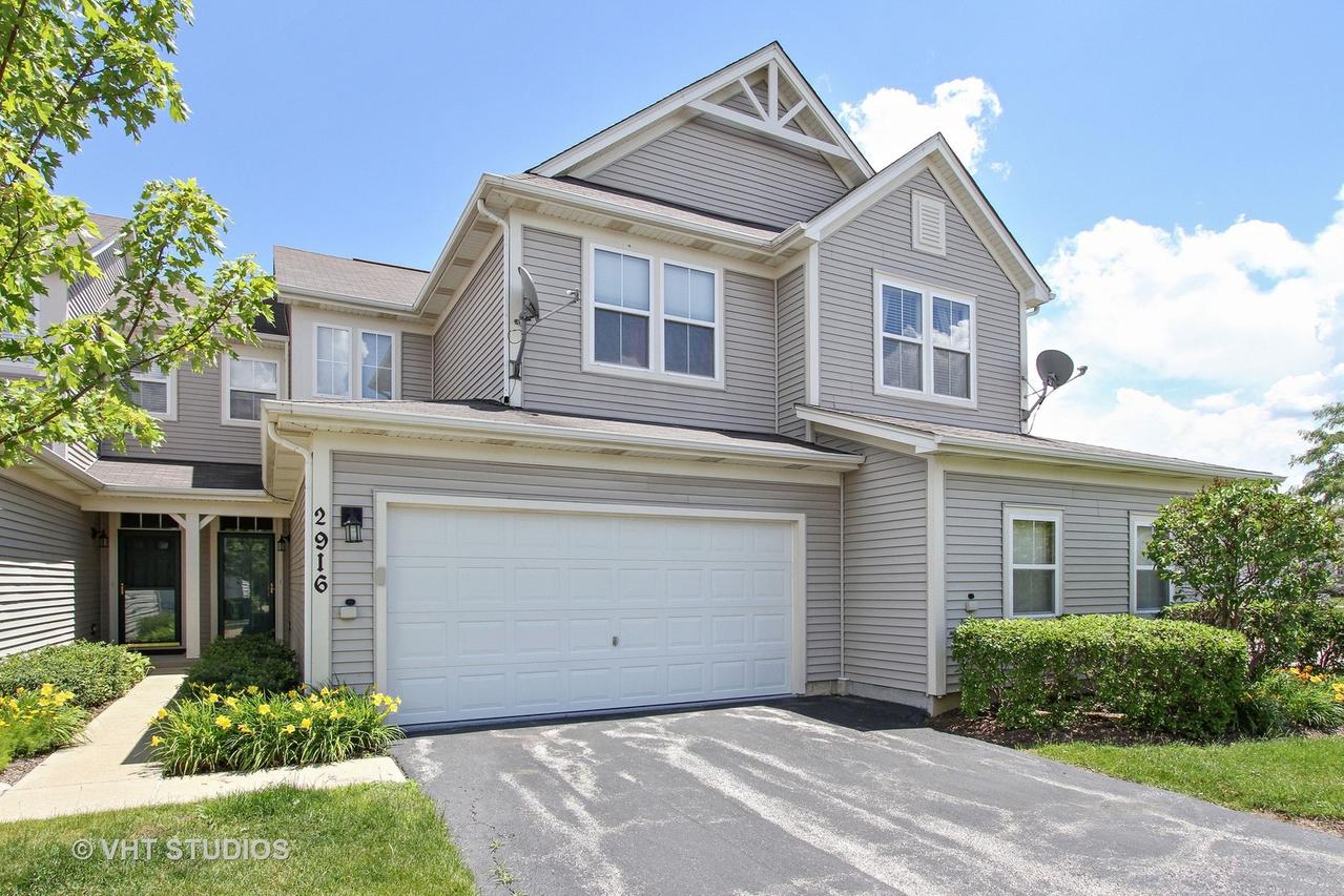 2916 Falling Waters Dr., Lindenhurst, IL 60046