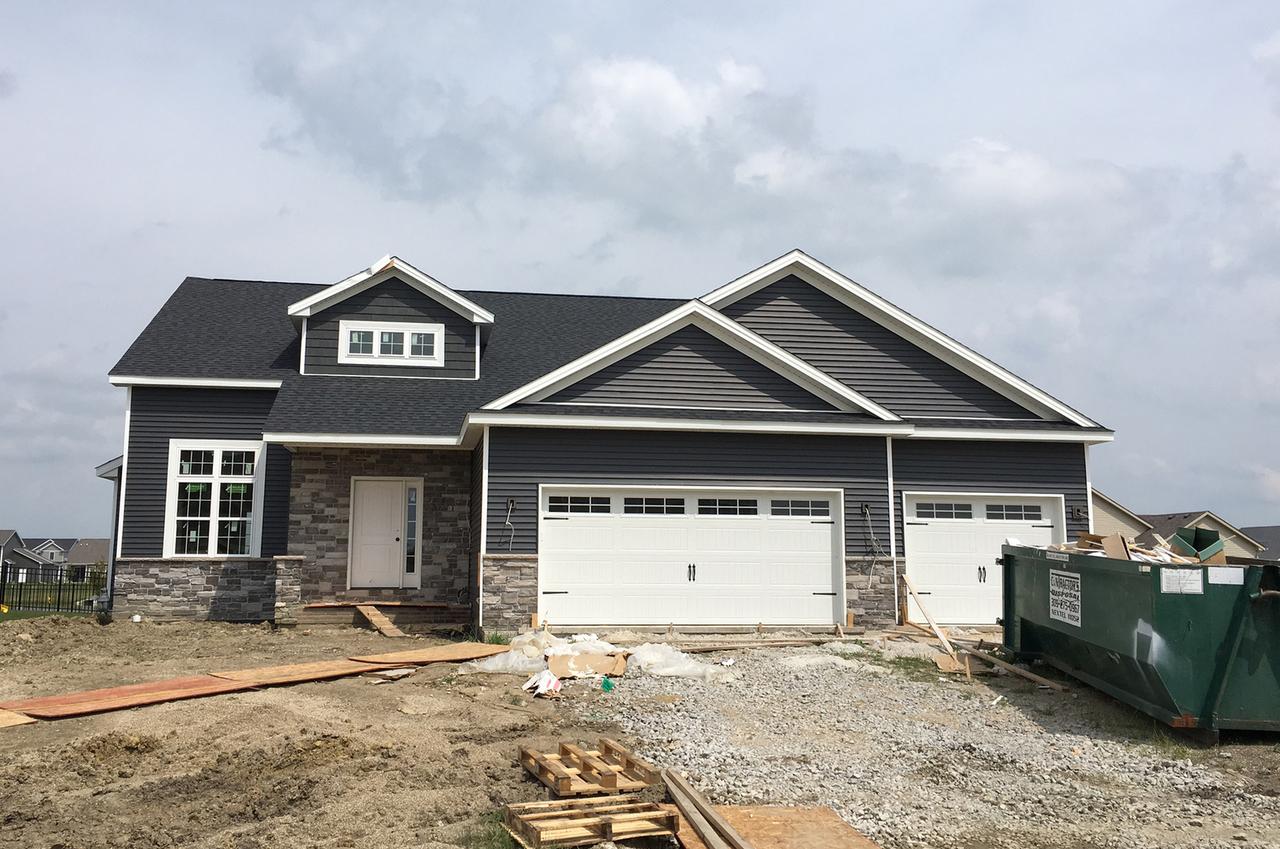 1414 Winterberry Rd., Savoy, IL 61874