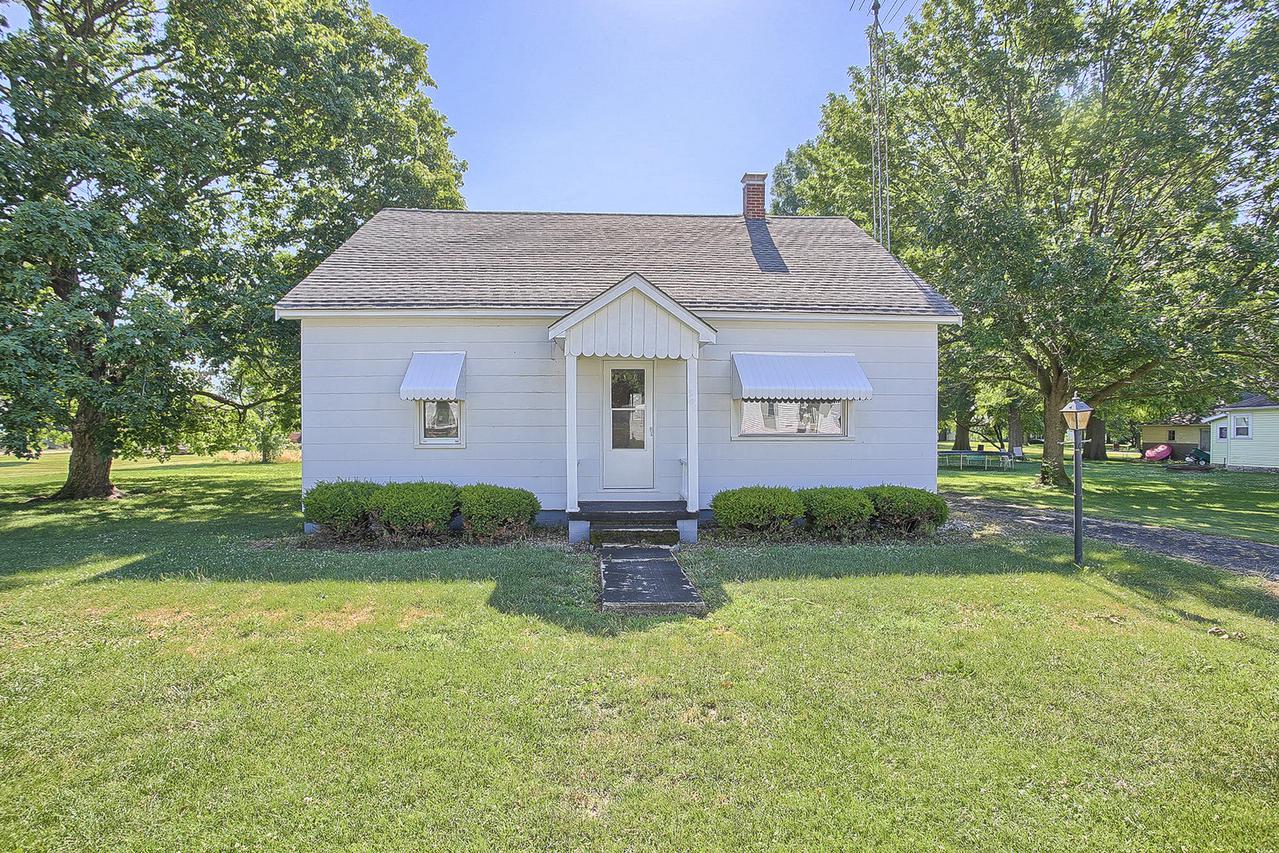 501 N English, Sidell, IL 61876