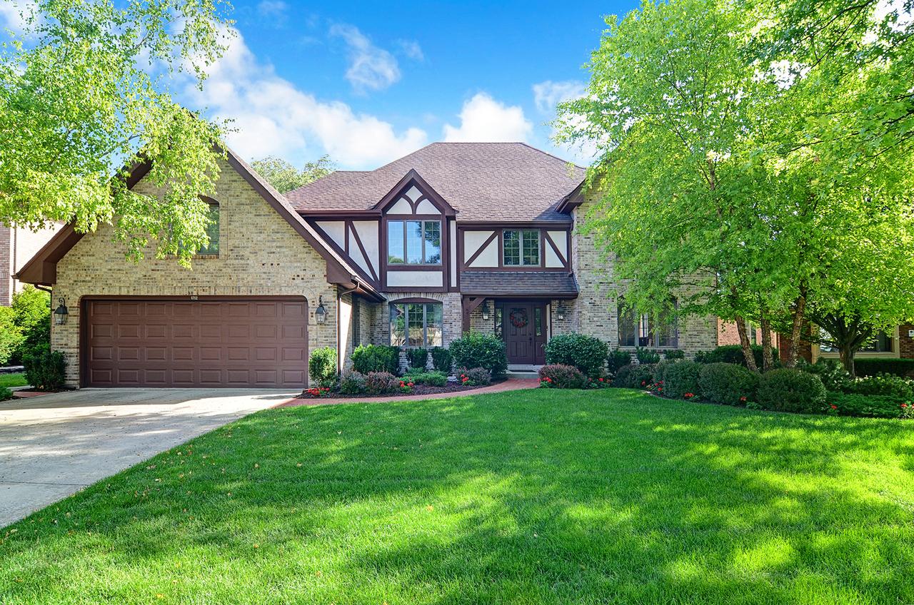 1712 Lakeview Dr., Darien, IL 60561