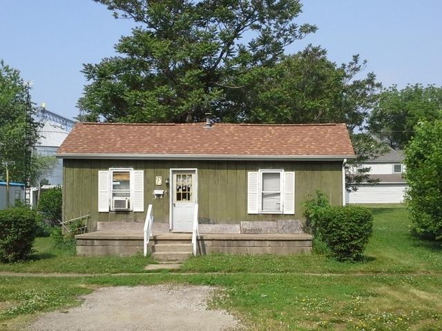 318 S Menard St., Mason City, IL 62664