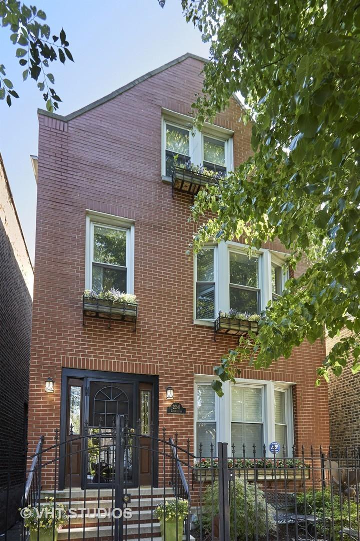 2241 W Charleston St., Chicago, IL 60647