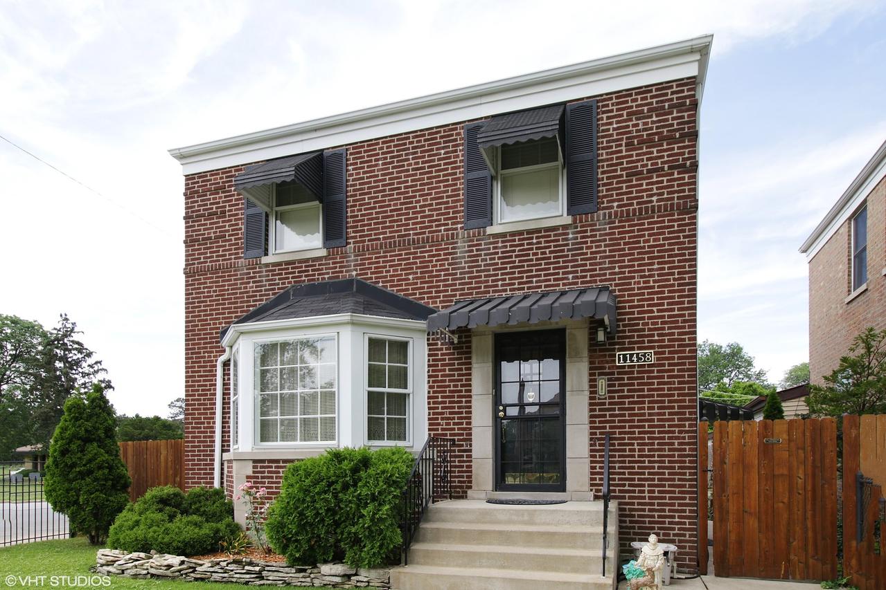 11458 S Washtenaw Ave., Chicago, IL 60655