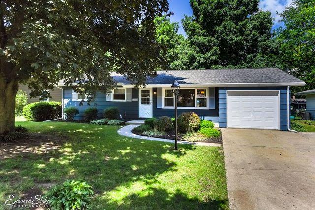 428 Mary Ln., Crystal Lake, IL 60014