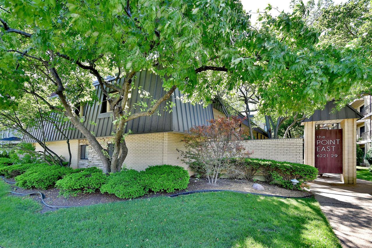 6229 N Niagara Ave. #210, Chicago, IL 60631