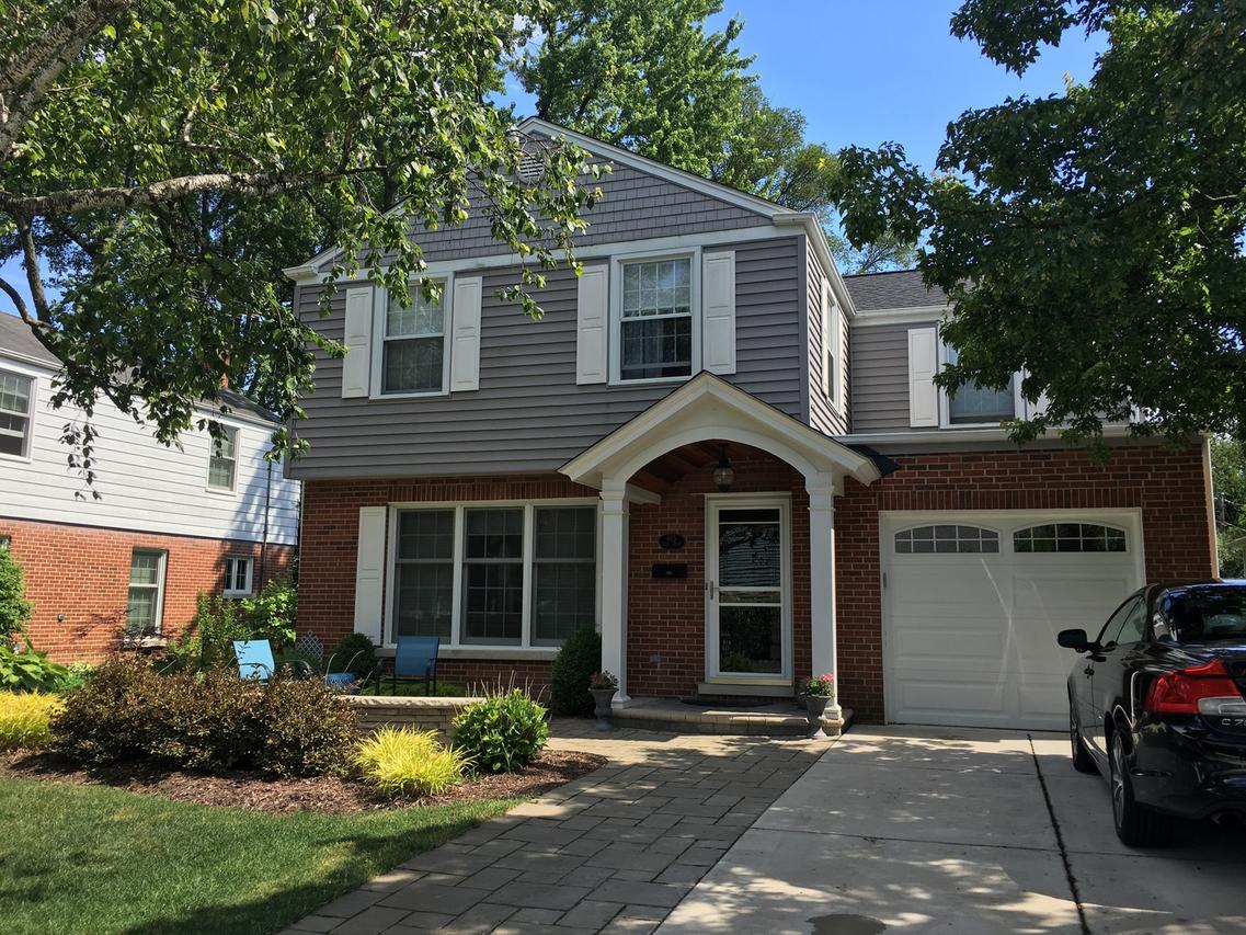 615 E Grove St., Arlington Heights, IL 60005