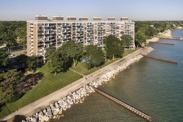 1630 Sheridan Rd. #6I, Wilmette, IL 60091