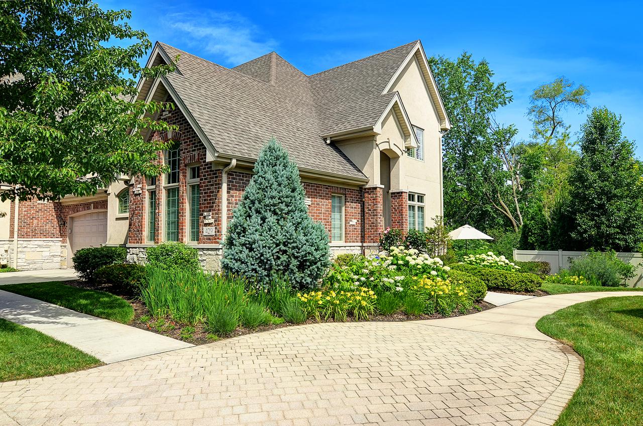 429 Skipping Stone Ln., Hinsdale, IL 60521