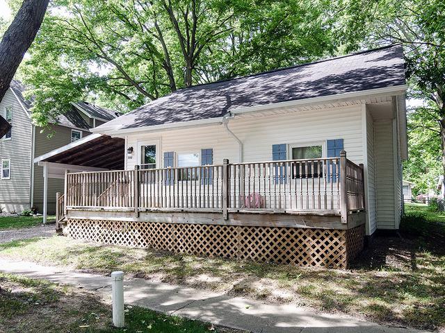 702 E Lincoln St., Monticello, IL 61856