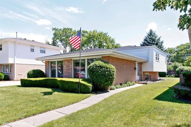 2133 Plainfield Dr., Des Plaines, IL 60018