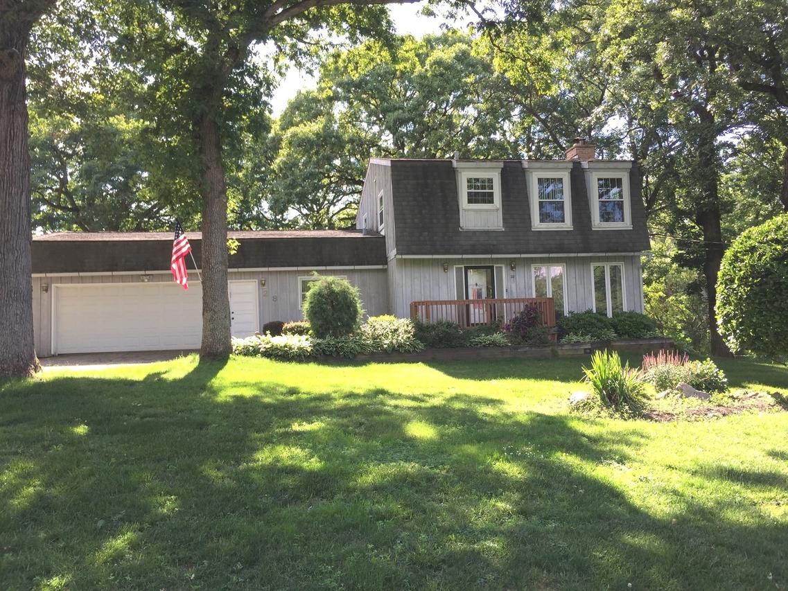 28 Deerpath Rd., Deer Park, IL 60010