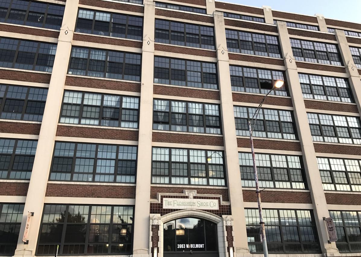 3963 W Belmont Ave. #330, Chicago, IL 60618