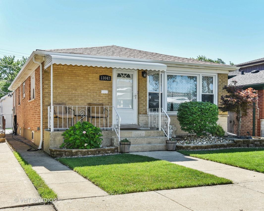 13047 S Burley Ave., Chicago, IL 60633
