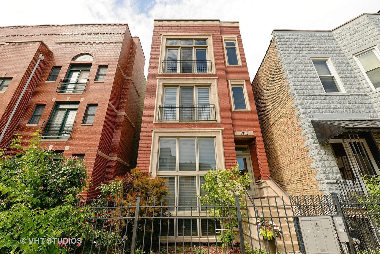 1912 W Belmont Ave. #1, Chicago, IL 60657