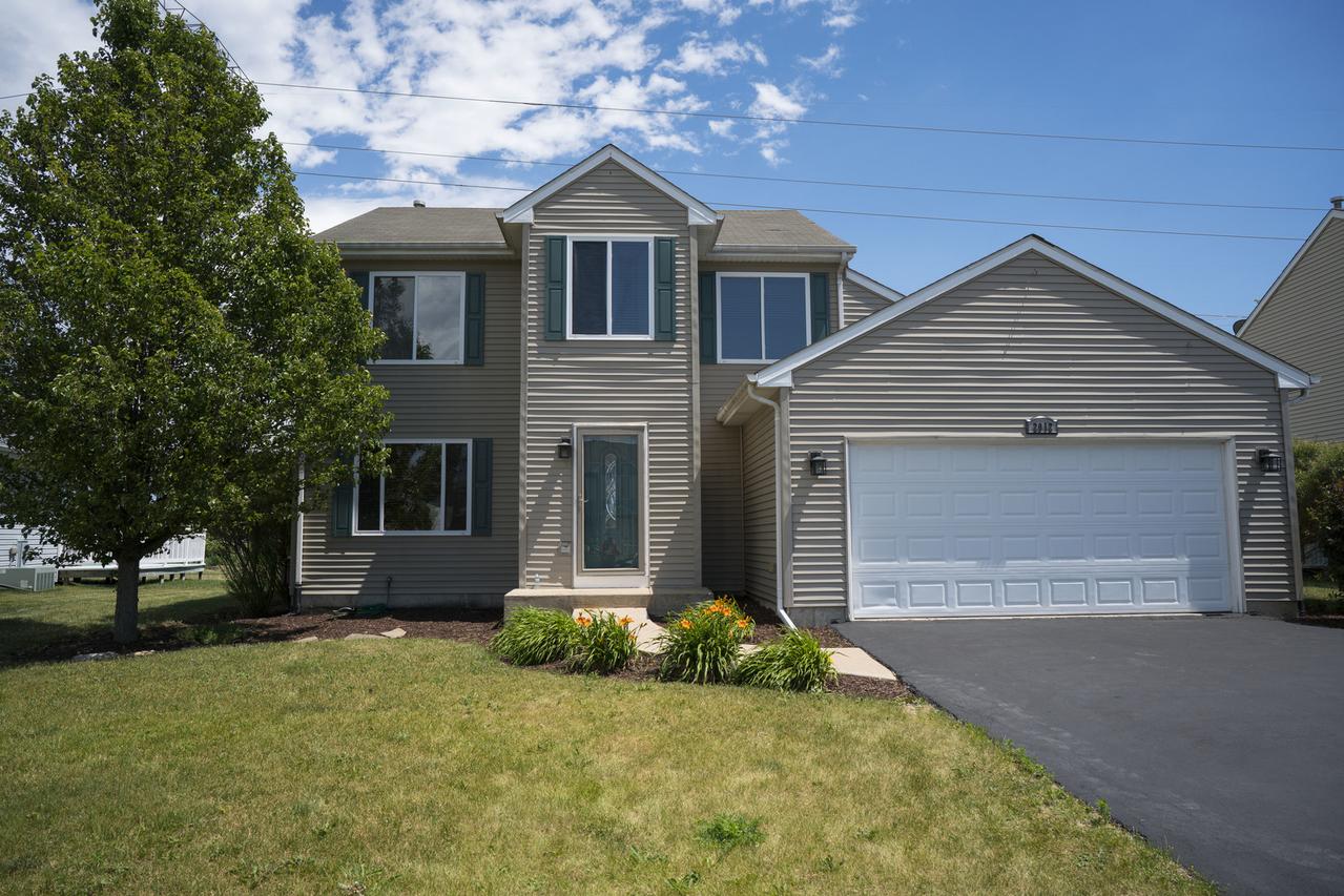 2012 Alpine Way, Plainfield, IL 60586
