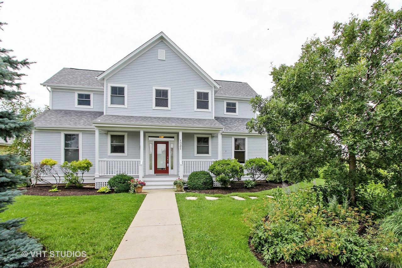 1321 Hedgerow Dr., Grayslake, IL 60030