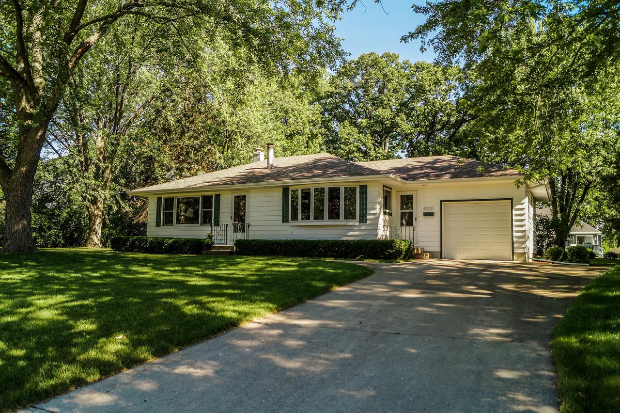 4010 Maple Ave., Mchenry, IL 60050