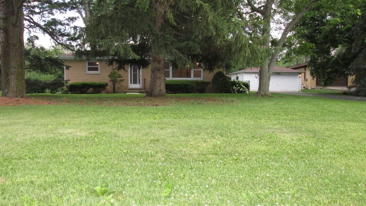22w261 Thorndale Ave., Medinah, IL 60157