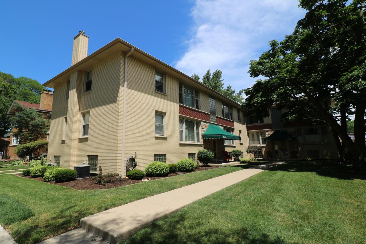 10509 S Artesian Ave. #2, Chicago, IL 60655