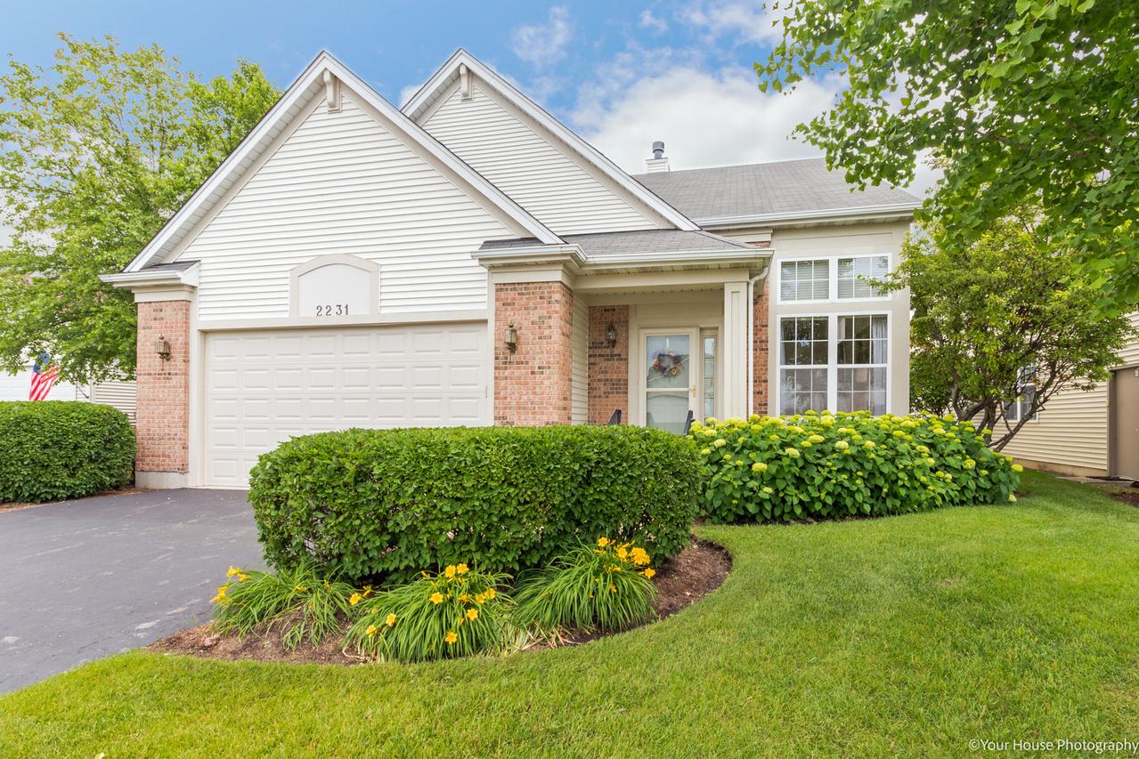 2231 Wilshire Ct., Grayslake, IL 60030
