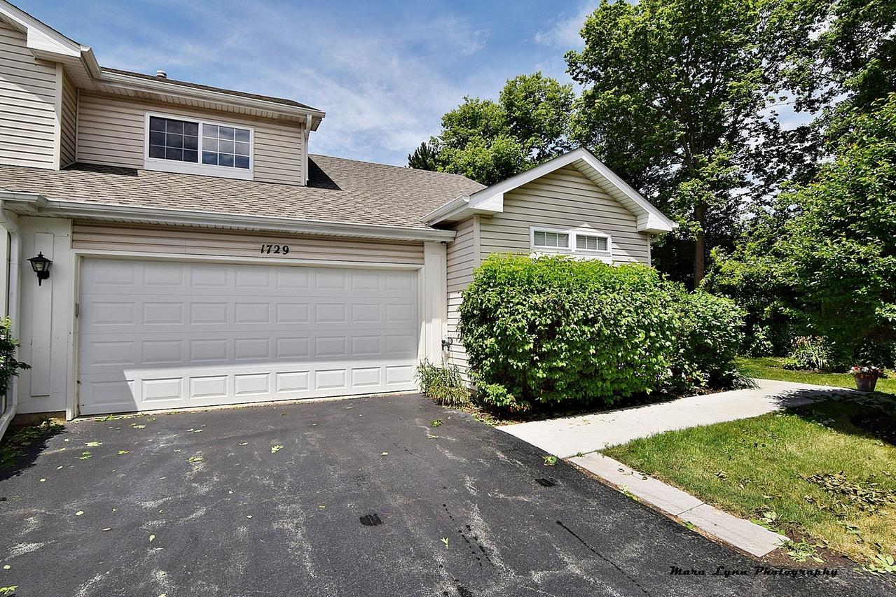1729 Waterford Rd., North Aurora, IL 60542