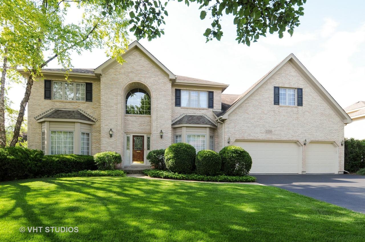1336 Oakton Ln., Naperville, IL 60540