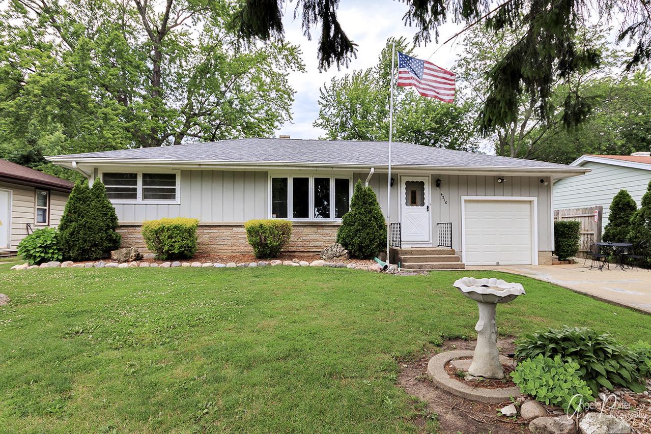 4210 Ponca St., Mchenry, IL 60050