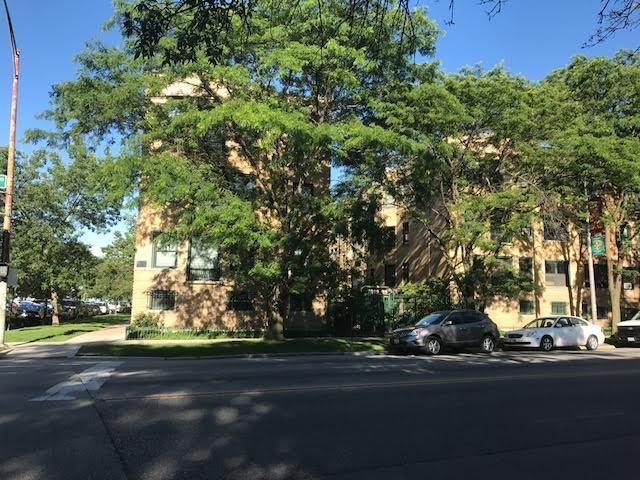 7033 N Sheridan Rd. #2N, Chicago, IL 60626